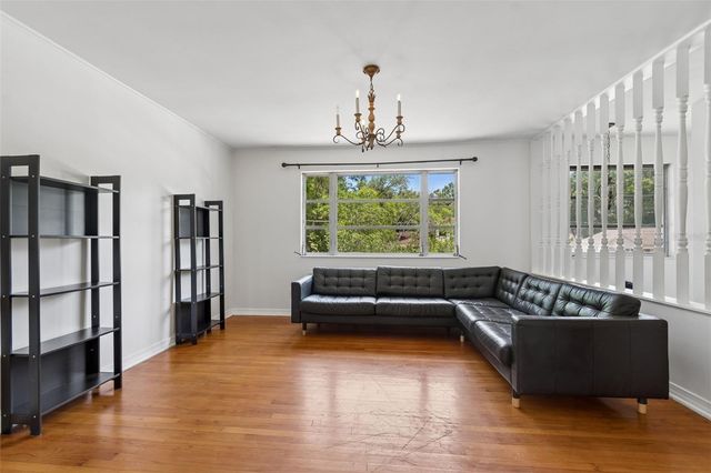 1003 W RIVER HEIGHTS AVENUE, Tampa, FL 33603