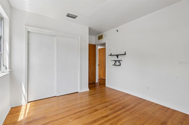 1003 W RIVER HEIGHTS AVENUE, Tampa, FL 33603