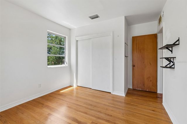 1003 W RIVER HEIGHTS AVENUE, Tampa, FL 33603