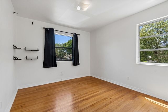1003 W RIVER HEIGHTS AVENUE, Tampa, FL 33603