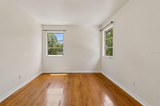 1003 W RIVER HEIGHTS AVENUE, Tampa, FL 33603