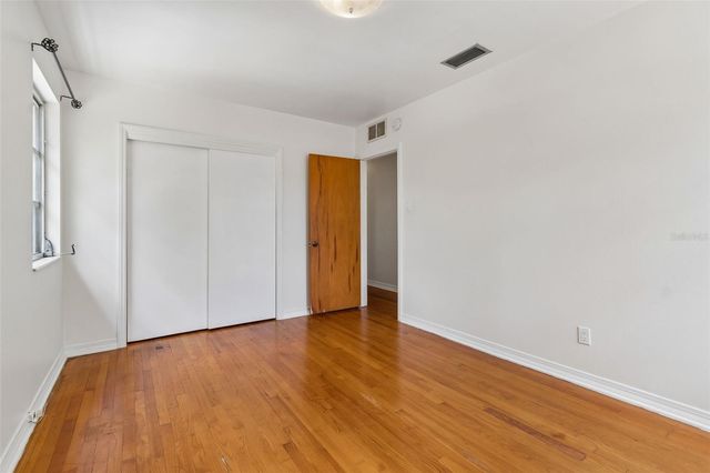 1003 W RIVER HEIGHTS AVENUE, Tampa, FL 33603