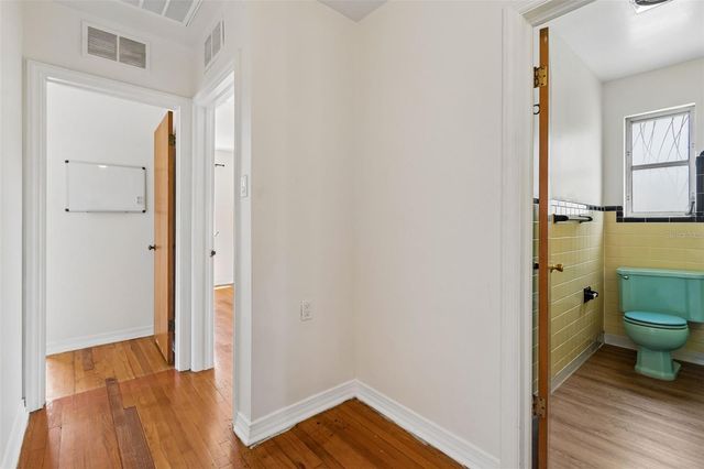 1003 W RIVER HEIGHTS AVENUE, Tampa, FL 33603