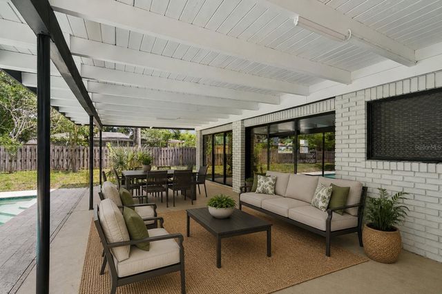 1003 W RIVER HEIGHTS AVENUE, Tampa, FL 33603
