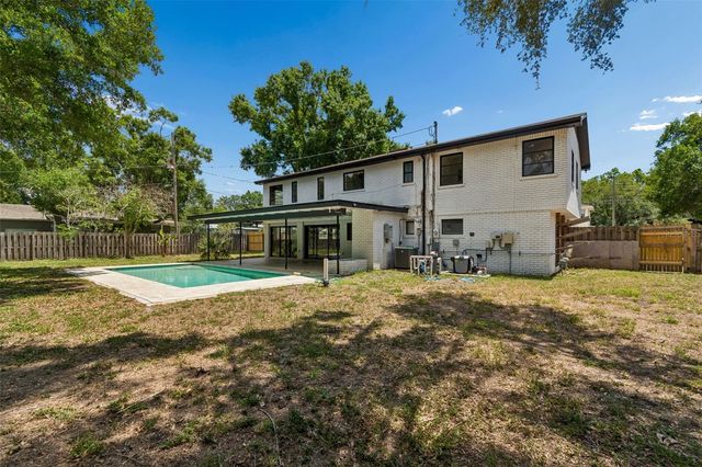 1003 W RIVER HEIGHTS AVENUE, Tampa, FL 33603