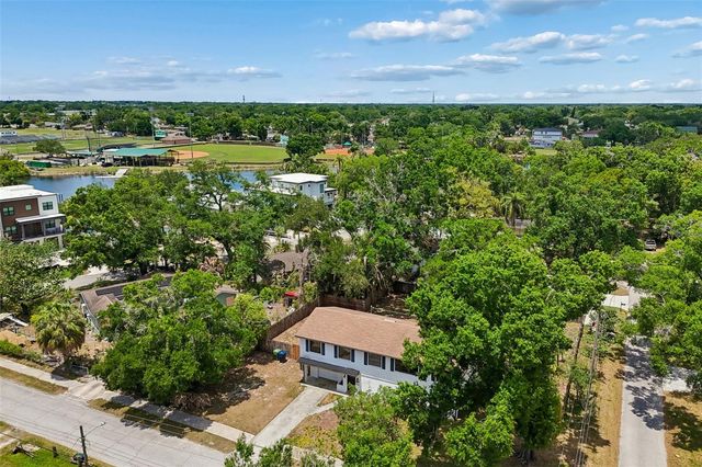 1003 W RIVER HEIGHTS AVENUE, Tampa, FL 33603