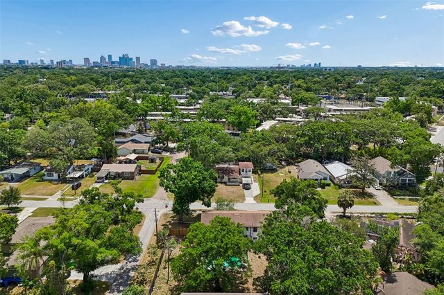1003 W RIVER HEIGHTS AVENUE, Tampa, FL 33603