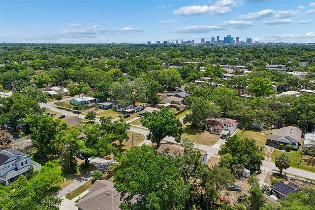 1003 W RIVER HEIGHTS AVENUE, Tampa, FL 33603