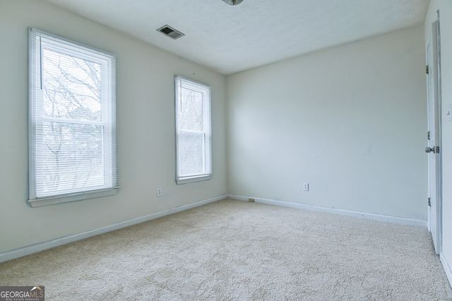 105 N Oakland Circle, Mcdonough, GA 30253