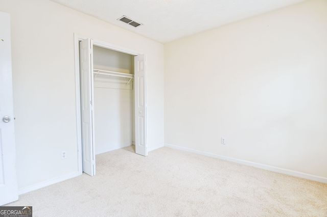 105 N Oakland Circle, Mcdonough, GA 30253