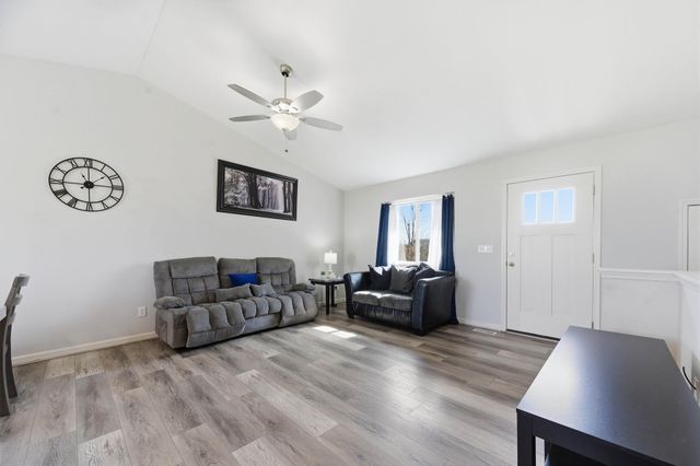 1621 N Thoroughbred St, Wichita, KS 67235