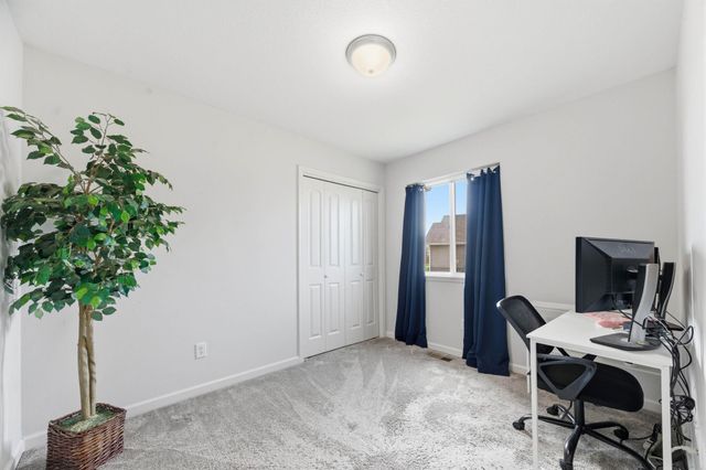 1621 N Thoroughbred St, Wichita, KS 67235