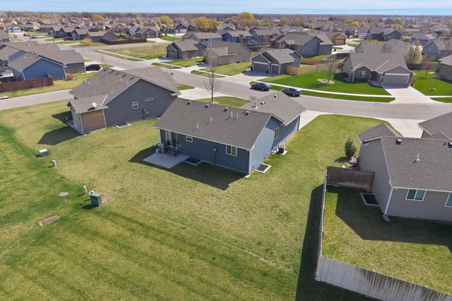 1621 N Thoroughbred St, Wichita, KS 67235