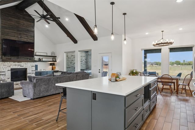 8608 Kassandra Drive, Sanger, TX 76266