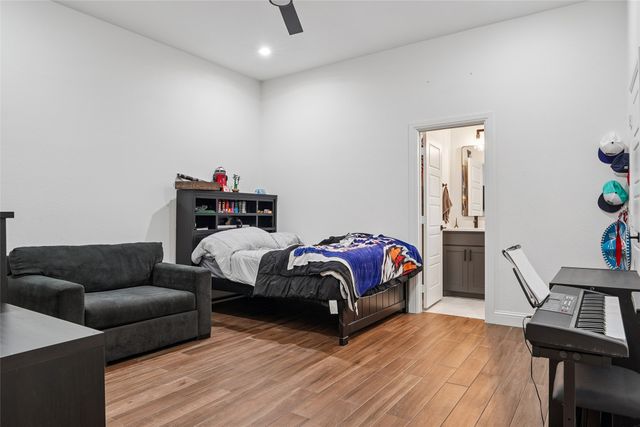 8608 Kassandra Drive, Sanger, TX 76266