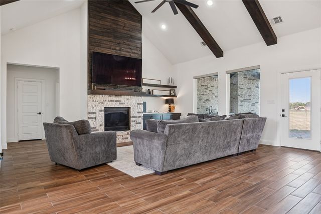 8608 Kassandra Drive, Sanger, TX 76266