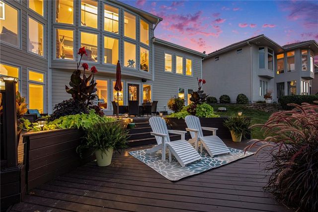 326 Southshore Drive, Lake Winnebago, MO 64034