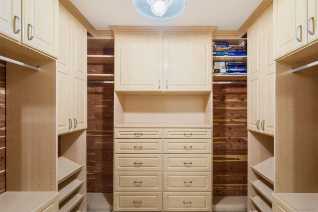 49 Antigua Court, Coronado, CA 92118