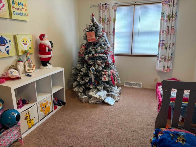 1714 Easton Avenue, Waterloo, IA 50702