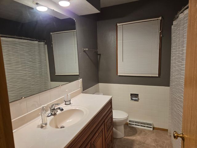 1714 Easton Avenue, Waterloo, IA 50702