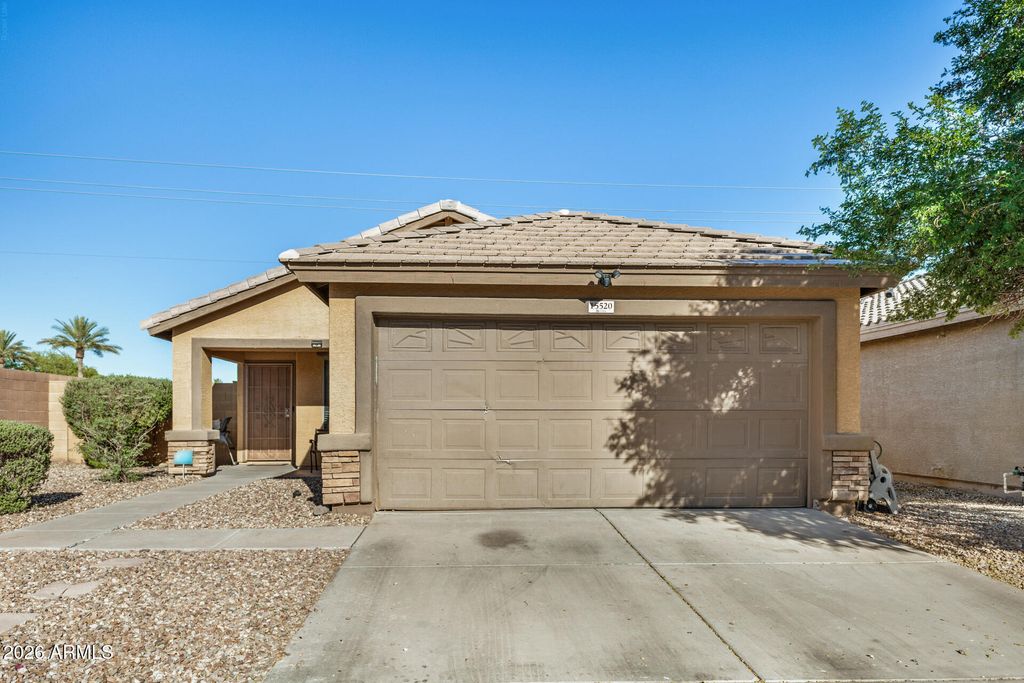 15520 W SUPAI Circle, Goodyear, AZ 85338