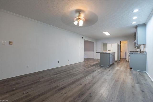 4132 Dock Landing RD, Chesapeake, VA 23321