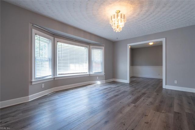 4132 Dock Landing RD, Chesapeake, VA 23321