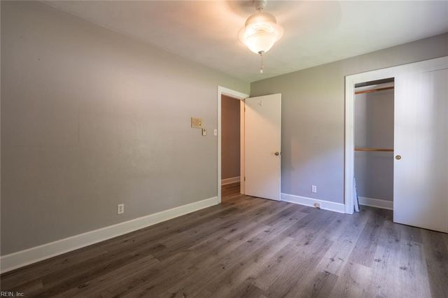 4132 Dock Landing RD, Chesapeake, VA 23321