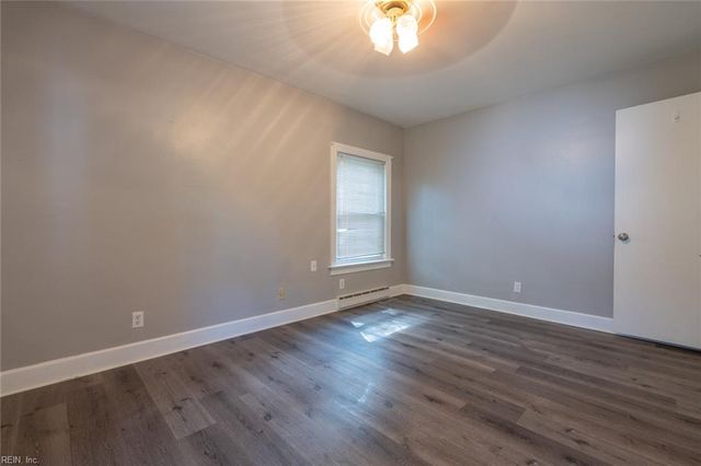 4132 Dock Landing RD, Chesapeake, VA 23321