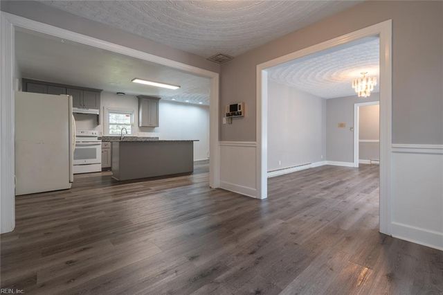 4132 Dock Landing RD, Chesapeake, VA 23321