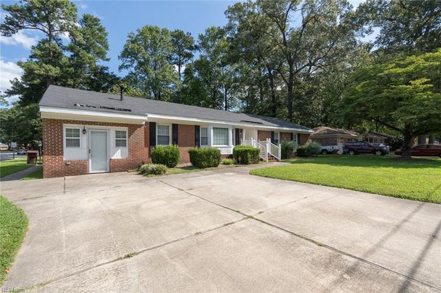 4132 Dock Landing RD, Chesapeake, VA 23321