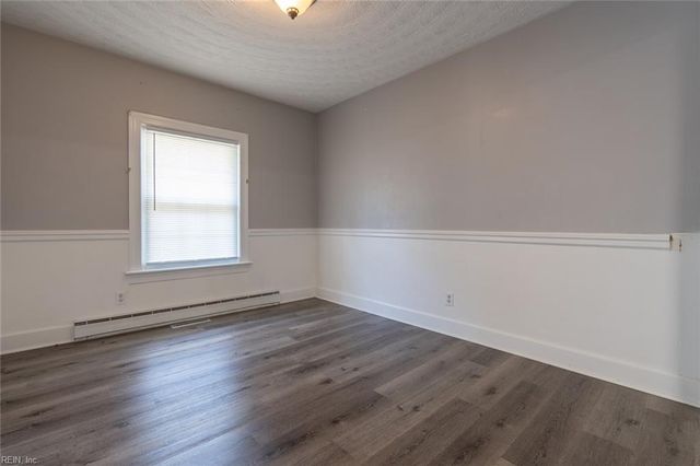 4132 Dock Landing RD, Chesapeake, VA 23321