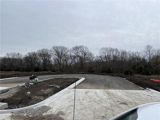 Block 2 Lot 28 Rockers Drive, Baldwin City, KS 66006