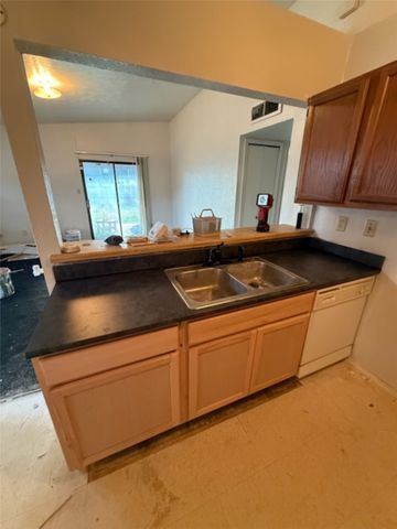 9515 KERRVILLE, Dallas, TX 75227