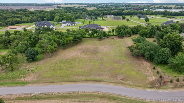 10931 S 216th East Avenue, Broken Arrow, OK 74014
