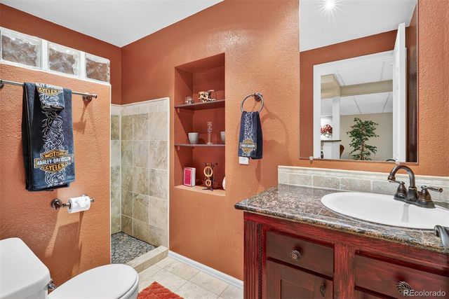 10099 Silvercliff Lane, Littleton, CO 80125