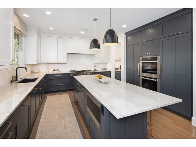11877 W Yale Pl, Lakewood, CO 80228