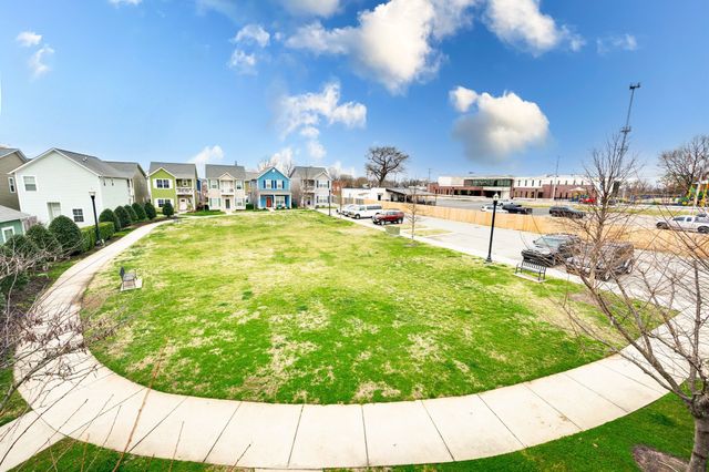 2009 Village Park Cir, Old Hickory, TN 37138