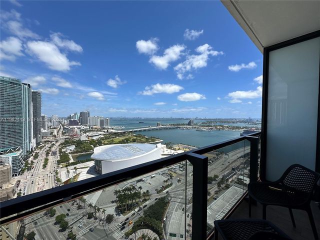 398 NE 5th St 3008, Miami, FL 33132