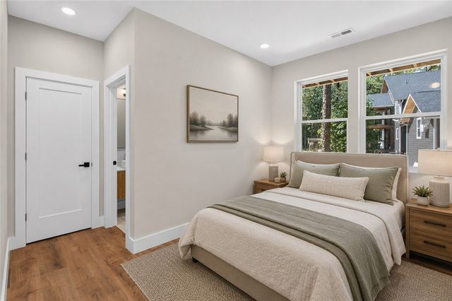 418 tiger Lane, Westminster, SC 29693