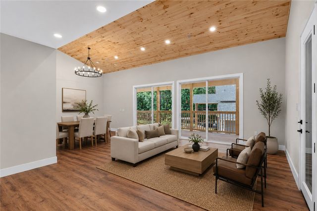 418 tiger Lane, Westminster, SC 29693