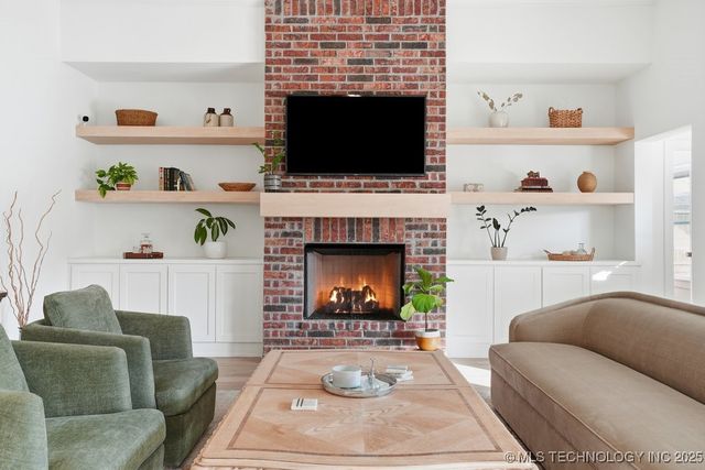 1616 W 114th Street, Jenks, OK 74037