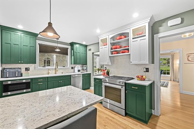 653 75th STREET, Wauwatosa, WI 53213