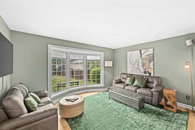 653 75th STREET, Wauwatosa, WI 53213
