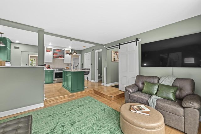 653 75th STREET, Wauwatosa, WI 53213