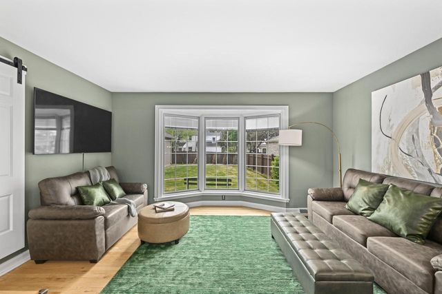 653 75th STREET, Wauwatosa, WI 53213