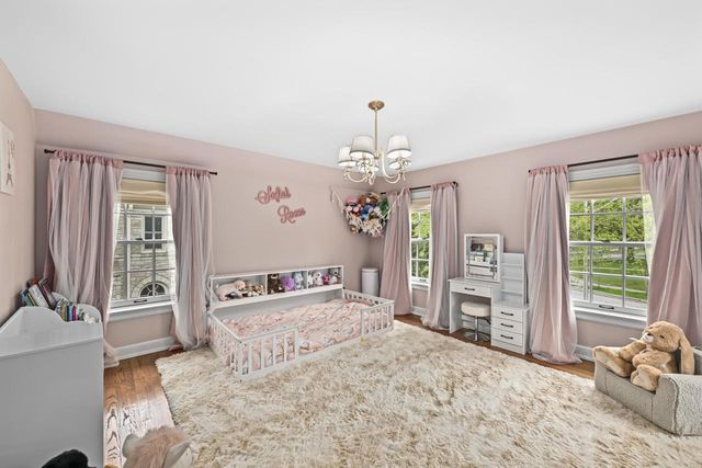 653 75th STREET, Wauwatosa, WI 53213