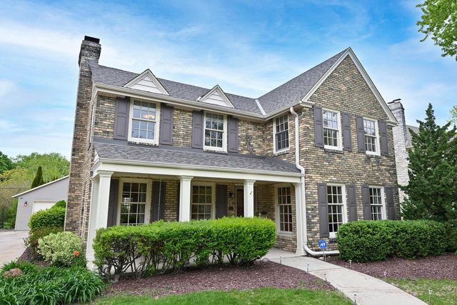 653 75th STREET, Wauwatosa, WI 53213