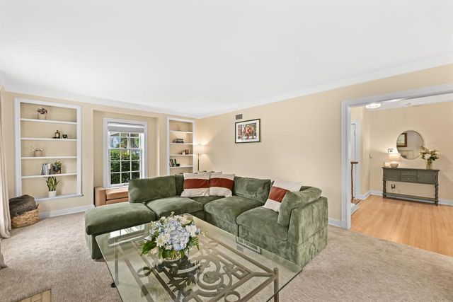 653 75th STREET, Wauwatosa, WI 53213