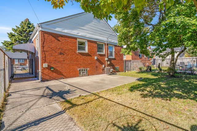 5421 Birch Avenue, Hammond, IN 46320